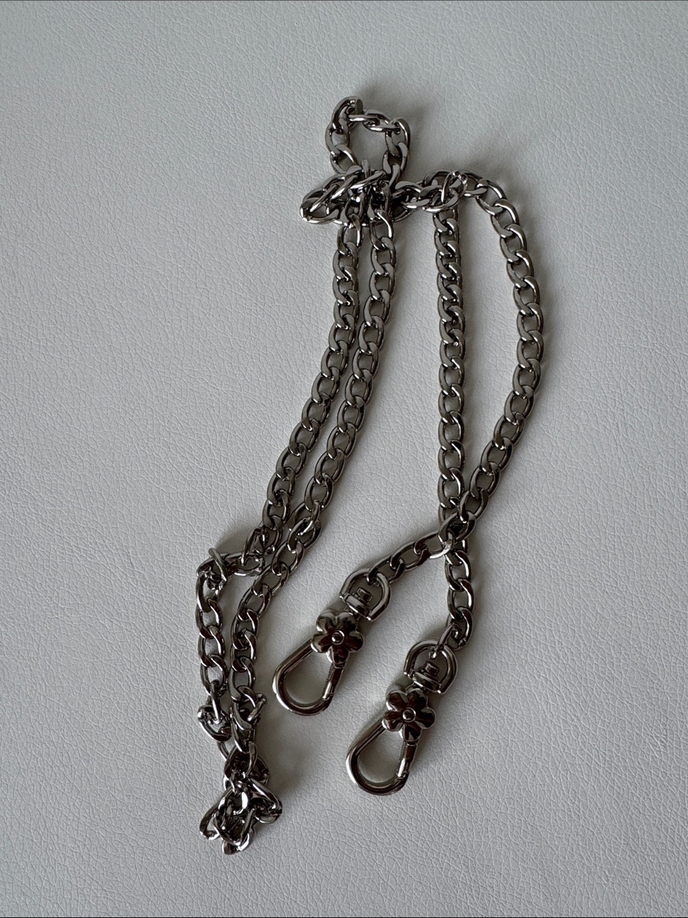 Silver Shoulder Chain Strap with Lobster Clasps for Bags/ Wallets- 20” Length - Picture 2 of 4